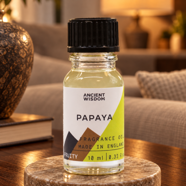 Duftöl Papaya – 10 ml in einer warm beleuchteten Wohnszene