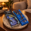 MeltEaze Wax Melts Lapis Night – Mitternachtsjasmin, 50 g in einer warm beleuchteten Wohnszene