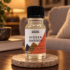 Duftöl Hidden Garden – 10 ml in einer warm beleuchteten Wohnszene