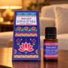 Banjara Duftöl Lotus of the Nile · 10 ml in einer warm beleuchteten Wohnszene auf dunklem Holz.